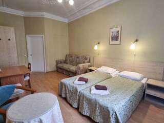 Гостиница Большой 45 Санкт-Петербург Улучшенный эконом с удобствами на этаже-1